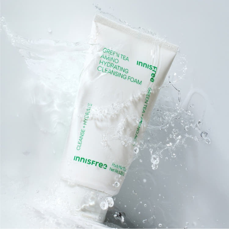 Innisfree INNISFREE Green Tea Amino Hydrating Cleansing Foam product photo