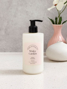 Dailycomma Bello De Perfume Hand Lotion Whisley Garden 300 ml