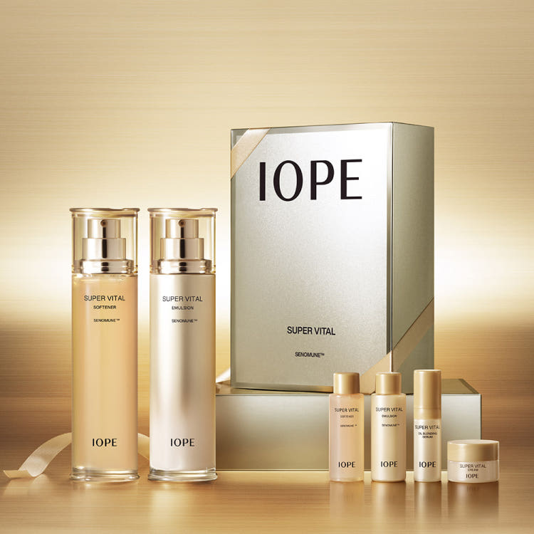 IOPE Supervital 2pcs Special set - Premium softener and emulsion set