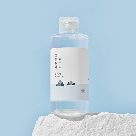 ROUND LAB 1025 Dokdo Toner 200ml toner bottle image