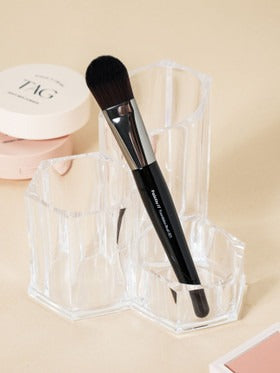 PALETTE17 Foundation Brush 823