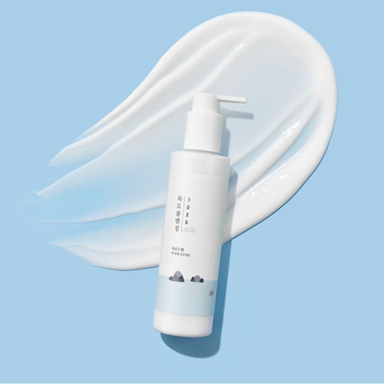 ROUND LAB 1025 Dokdo Cleansing Milk 200ml cleanser packaging image