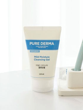 ON THE BODY PURE DERMA Mild Moisture Cleansing Gel 120ml