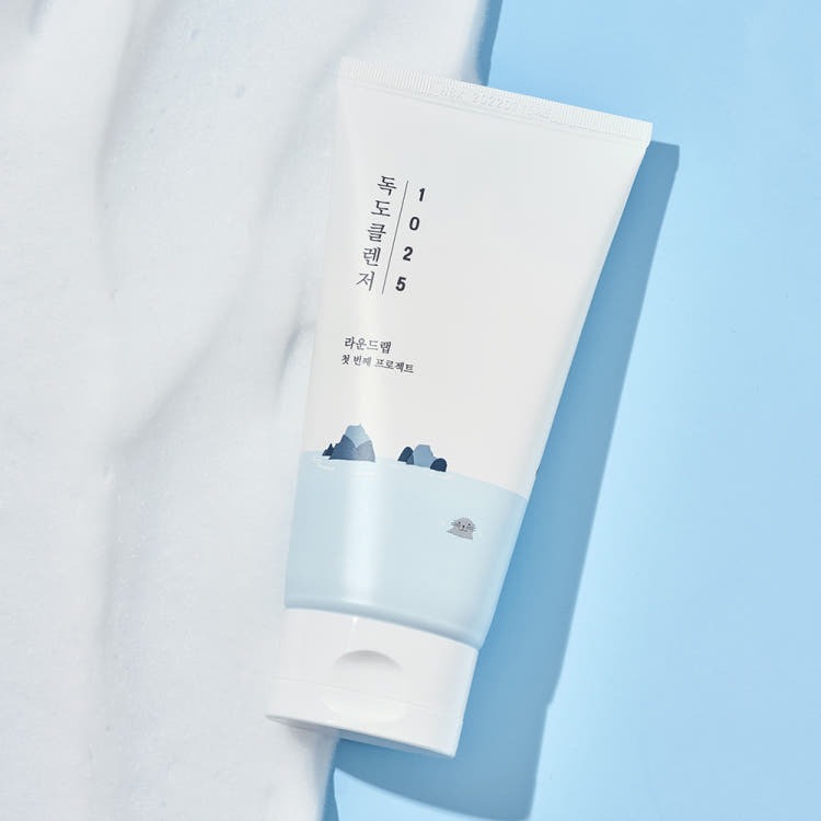 ROUND LAB 1025 Dokdo Cleanser 150ml cleanser packaging image